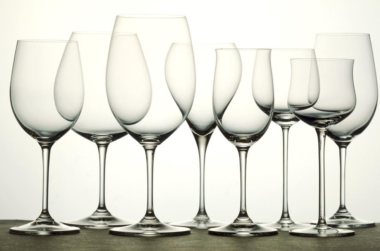 wine drinking glasses