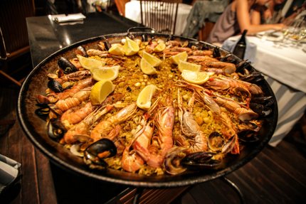 An image of paella