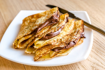 Dulce de leche crepes