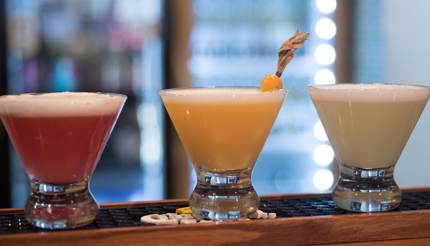 Pisco Sour in different colours