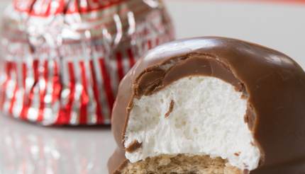 Tunnock's teacakes